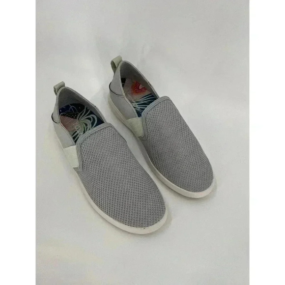 OluKai Shoes - OluKai Womens Hale’Iwa Gray Round Toe Slip On Boat Shoes Size 5 Excellent UC